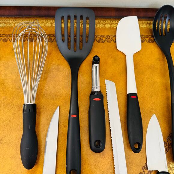 OXO New Kitchen Utensils Lot of 9 Spoons, Spatulas, Potato Peeler, Knives, Whisk - Picture 3 of 6